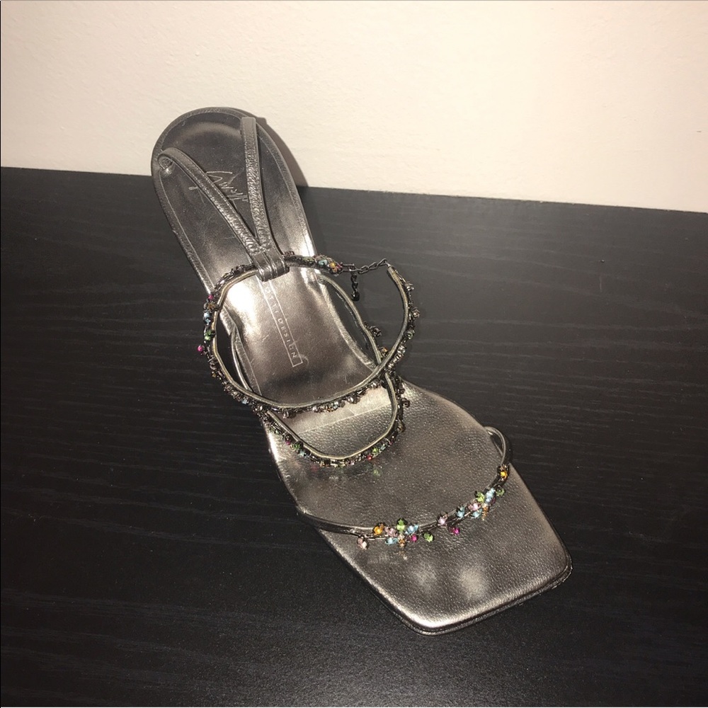 GIUSEPPE ZANOTTI Embellished Heels - Picture 2 of 4